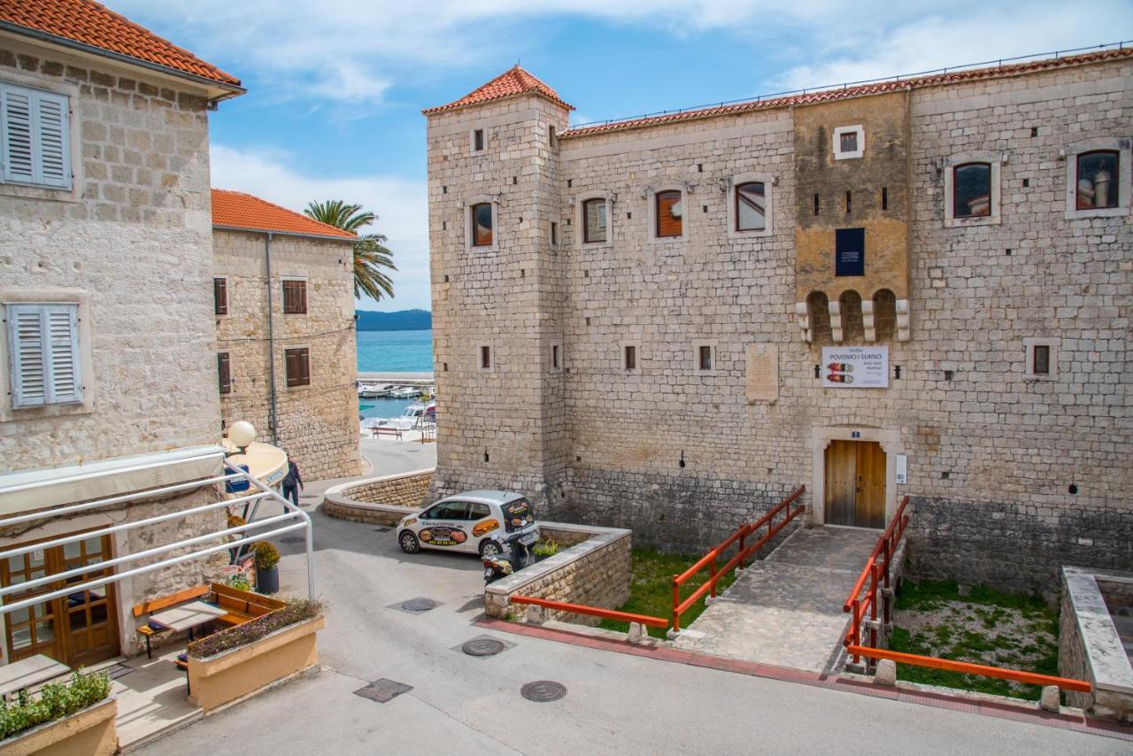 Heritage Villa Vitturi Sea View Kaštela Esterno foto