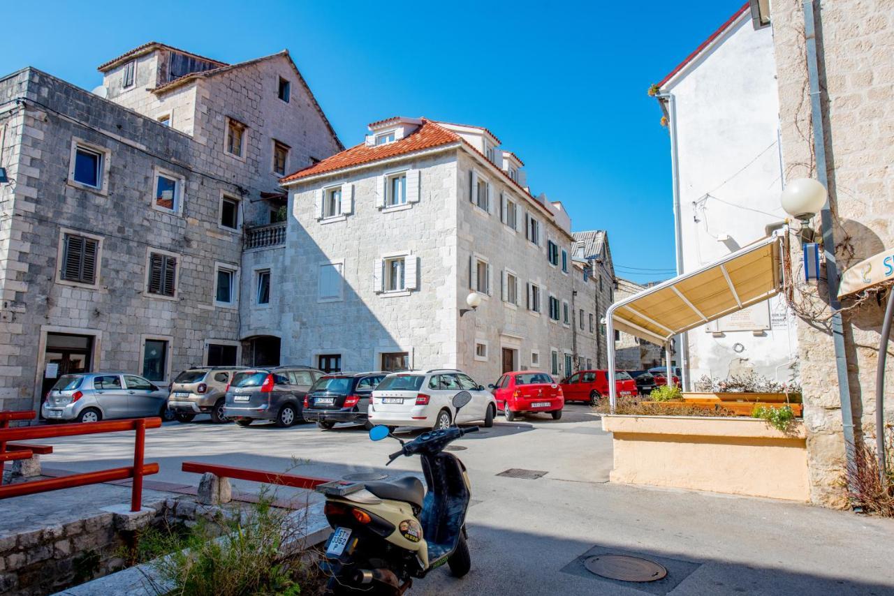 Heritage Villa Vitturi Sea View Kaštela Esterno foto