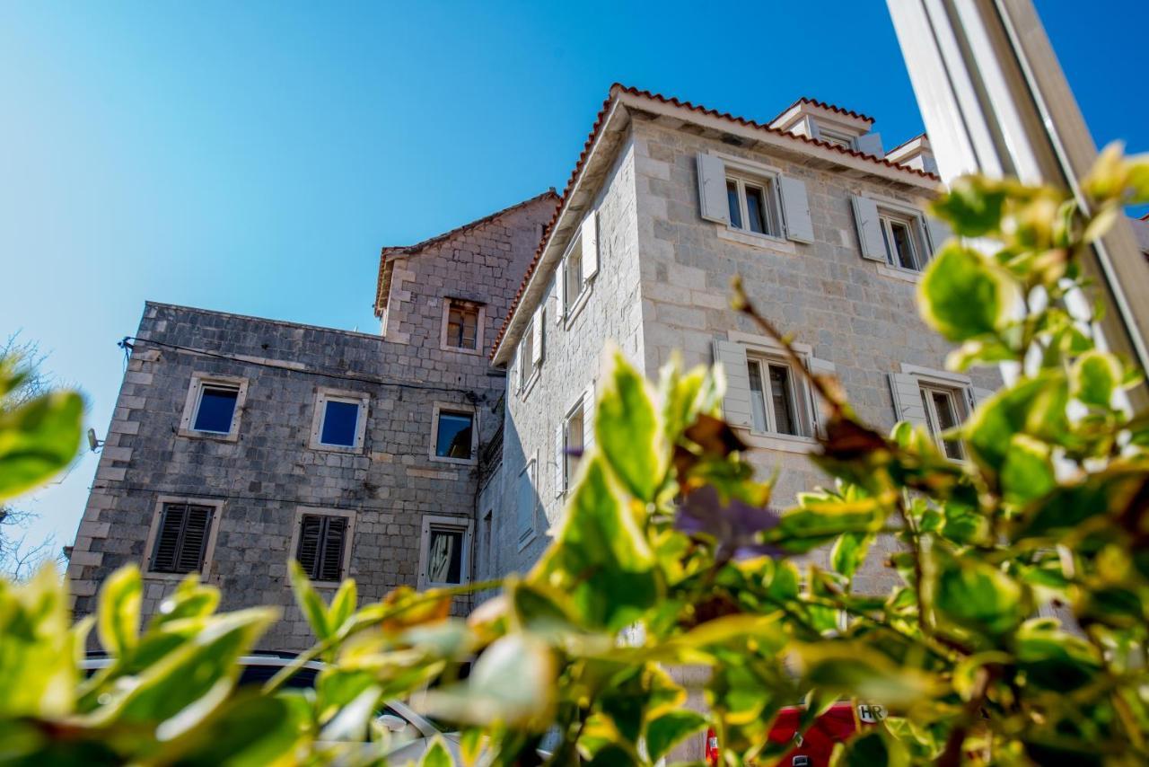 Heritage Villa Vitturi Sea View Kaštela Esterno foto